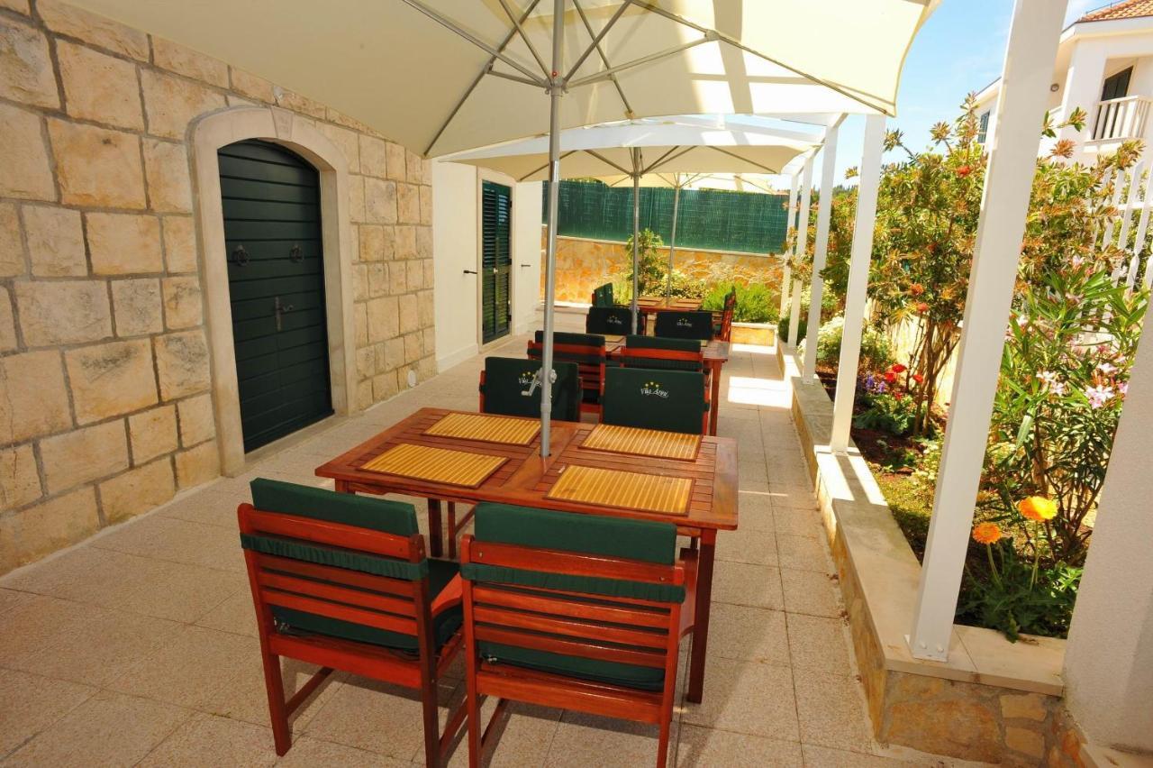 Villa Anni Sutivan Buitenkant foto